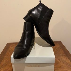 Black leather booties size 8 1/2 M  2“ heel